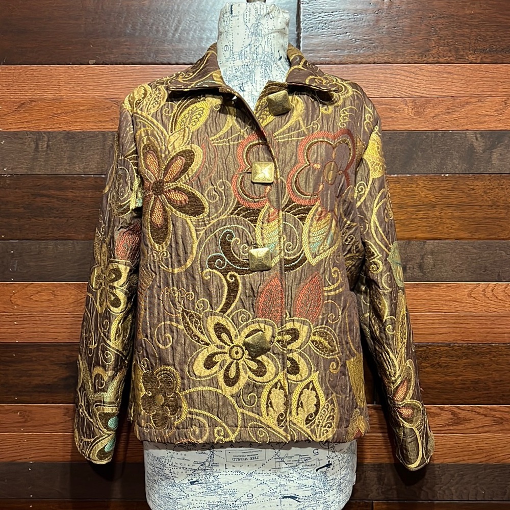 Vintage Painted Pony Long Sleeve Button Down Floral Embroidered Tapestry…